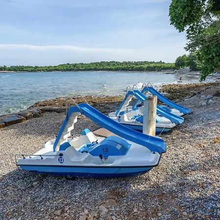 Eurocamp Mobile Homes Kastanija Parque de Campismo Novigrad Istria