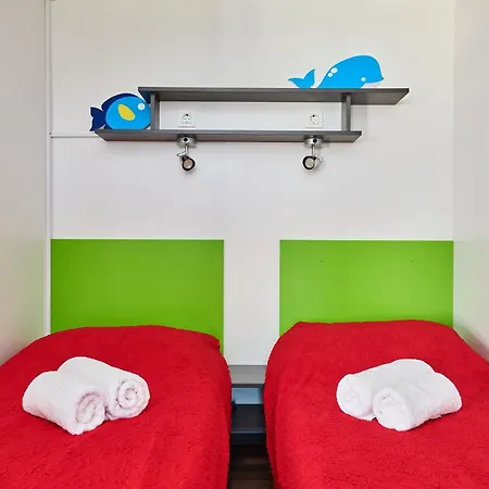 Campsite Eurocamp Mobile Homes Kastanija Novigrad (Istria)