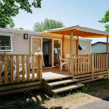 Eurocamp Mobile Homes Kastanija *